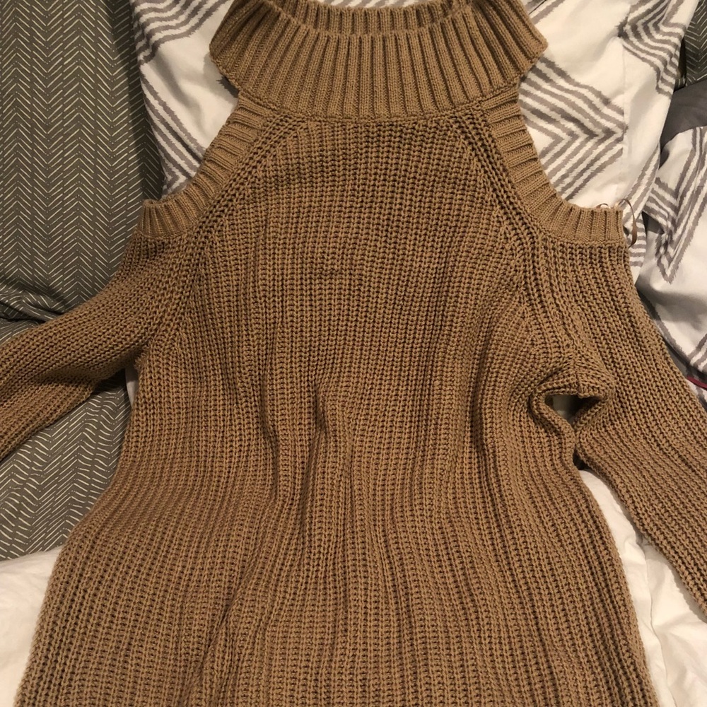 Off the shoulder sweater shirt